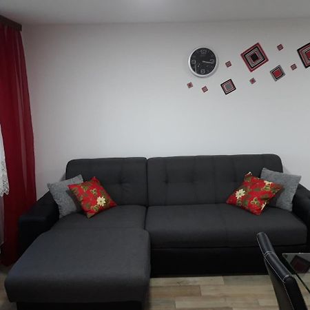 Apartmani Anna سفيتي مارتن نا موري المظهر الخارجي الصورة