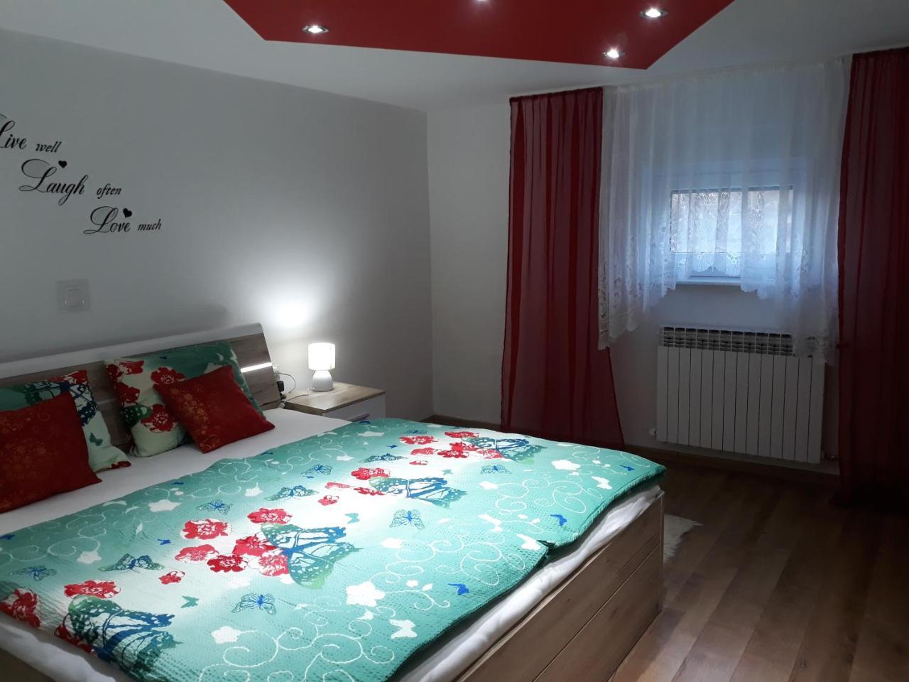 Apartmani Anna سفيتي مارتن نا موري المظهر الخارجي الصورة